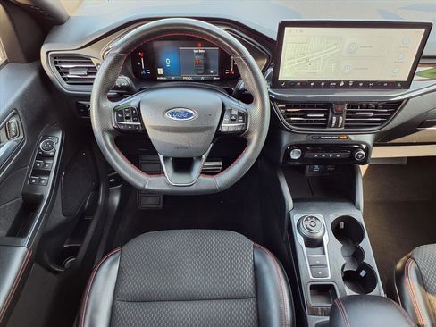 Used 2023 Ford Escape ST-Line w/ Tech Pack #1 image 6