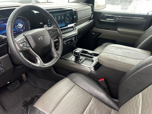 Certified 2023 Chevrolet Silverado 1500 ZR2 w/ Technology Package image 10