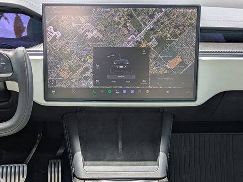 Used 2022 Tesla Model X Plaid AWD/4WD image 21