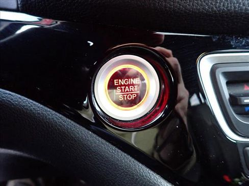 Used 2020 Honda Pilot Black Edition image 24