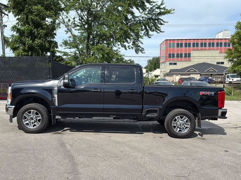 Used 2025 Ford F350 XLT w/ FX4 Off-Road Package AWD/4WD image 6