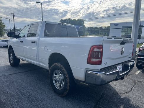 Used 2022 RAM 3500 Tradesman w/ Towing Technology Group AWD/4WD image 3
