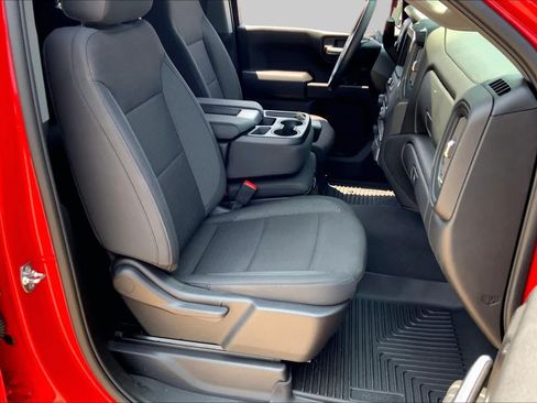 Used 2026 Chevrolet Silverado 1500 Custom RWD image 9
