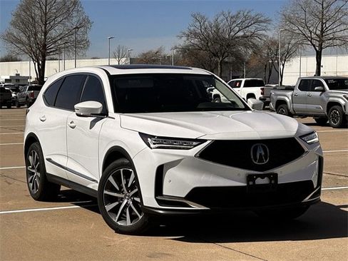 Used 2025 Acura MDX w/ Technology Package image 2