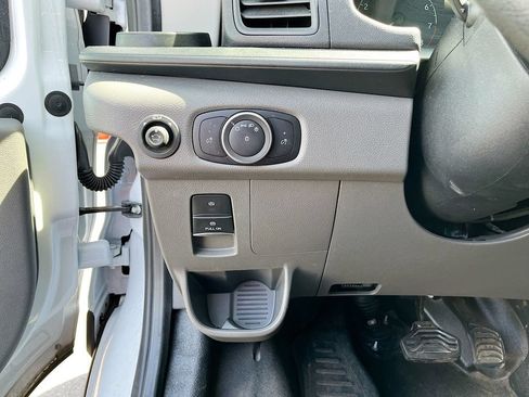 Used 2023 Ford Transit 150 Low Roof RWD image 10