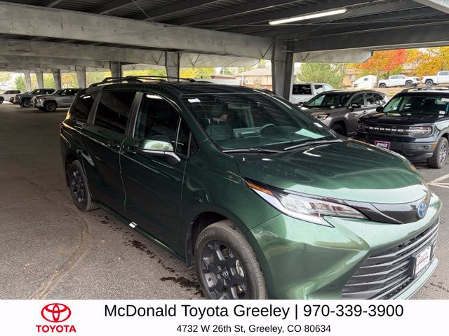 Used 2025 Toyota Sienna XLE Woodland Edition AWD/4WD image 3