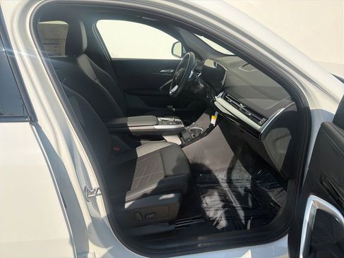 New 2026 BMW X2 xDrive28i w/ Convenience Package AWD/4WD image 18