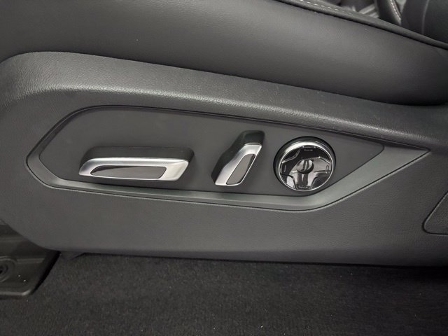 Used 2026 Acura MDX w/ Technology Package FWD image 11