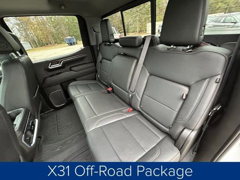 Used 2022 GMC Sierra 1500 SLT w/ SLT Premium Plus Package image 18