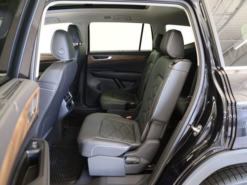 New 2026 Volkswagen Atlas SE AWD/4WD image 34