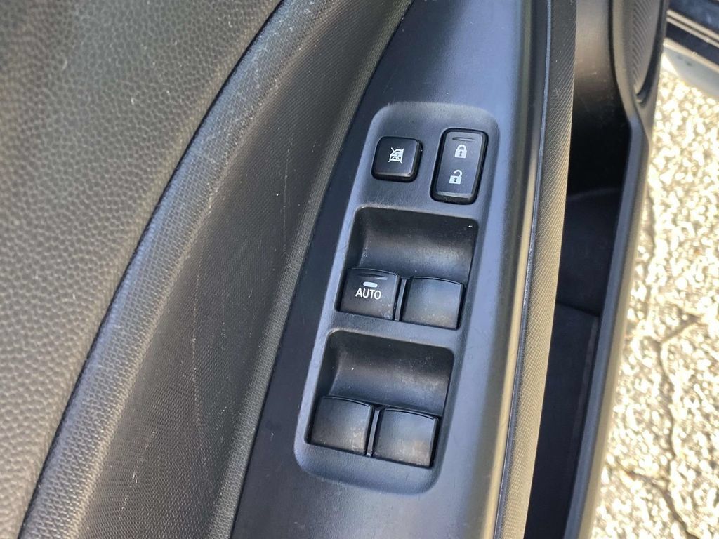 Used 2024 Mitsubishi Mirage ES FWD image 15