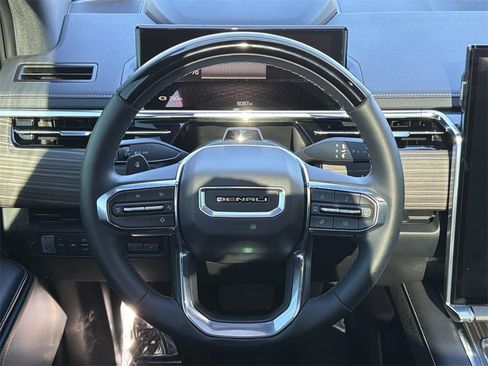 Used 2025 GMC Sierra EV Denali image 8