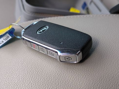 Certified 2021 Kia Sportage EX w/ EX Technology Package image 30