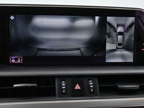 Used 2019 Lexus ES 350 Ultra Luxury w/ Accessory Package image 22