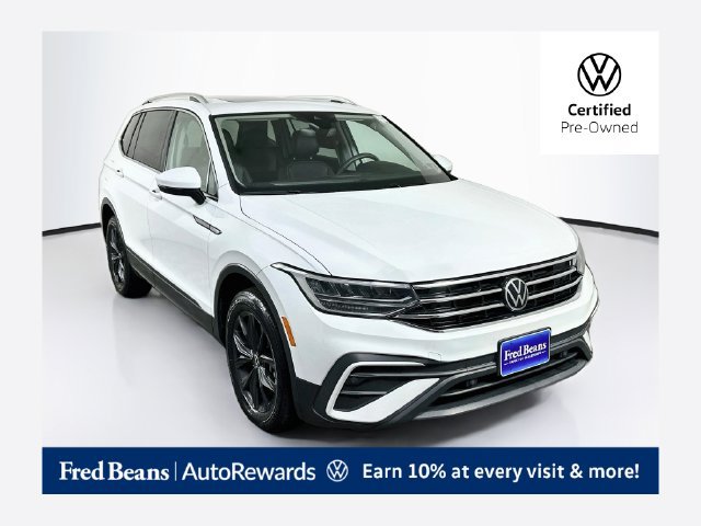 Certified 2024 Volkswagen Tiguan SE AWD/4WD image 1