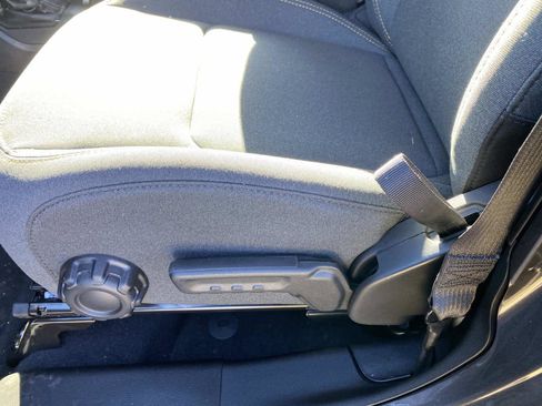 New 2026 Jeep Gladiator Sport image 8