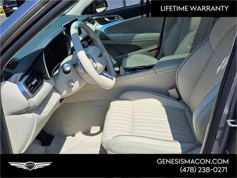 New 2026 Genesis G70 2.5T Prestige image 9