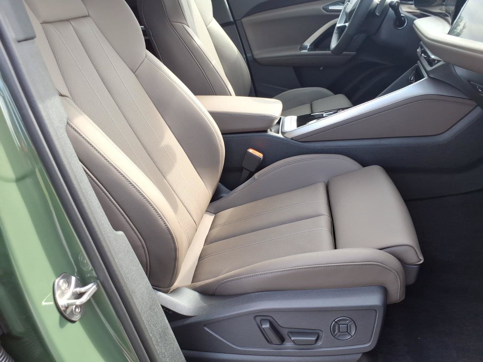 New 2026 Audi Q5 Premium Plus AWD/4WD image 24