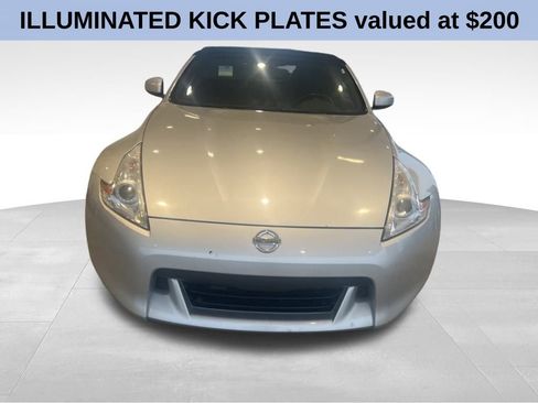 Used 2012 Nissan 370Z Touring w/ Sport Pkg image 4
