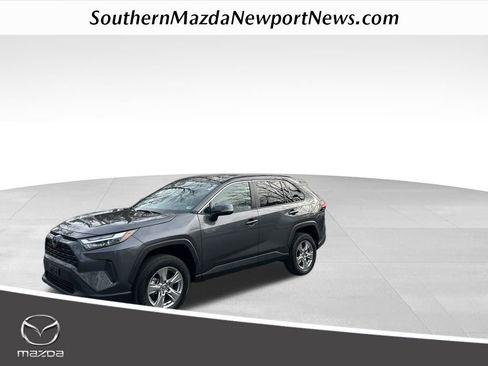 Used 2024 Toyota RAV4 XLE image 1