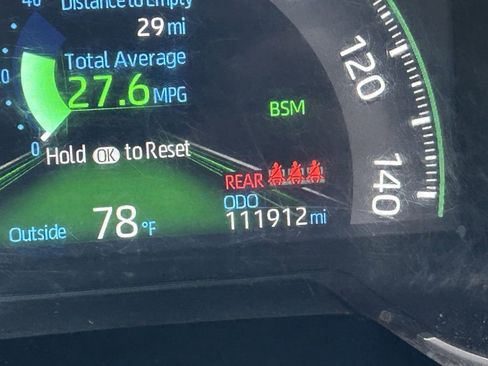 Used 2023 Toyota RAV4 XLE Premium image 27