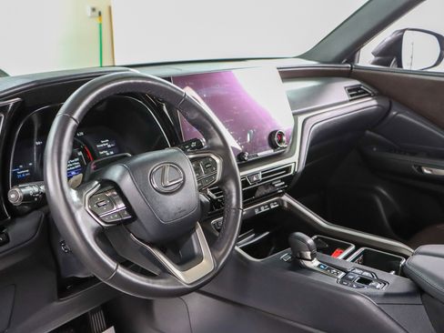 Used 2025 Lexus TX 350 AWD w/ Technology Package image 24
