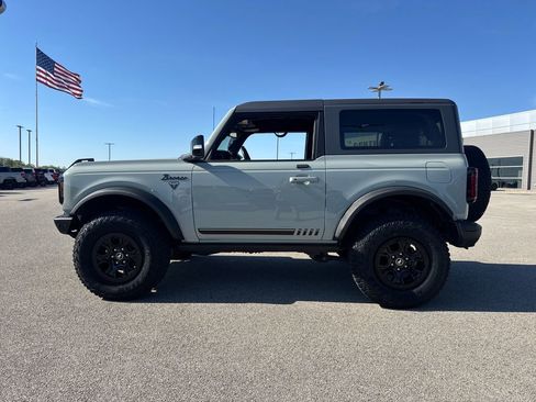 Used 2021 Ford Bronco First Edition AWD/4WD image 6