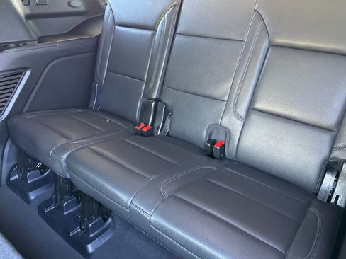 Used 2025 Chevrolet Tahoe Z71 image 19