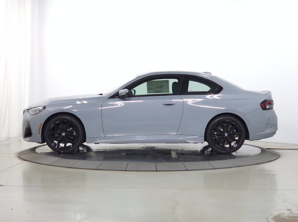 New 2026 BMW 230i xDrive Coupe w/ Premium Package AWD/4WD image 4