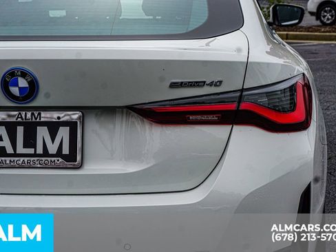 Used 2025 BMW i4 eDrive40 image 13
