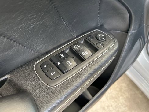 Used 2022 Dodge Charger SRT Hellcat image 36