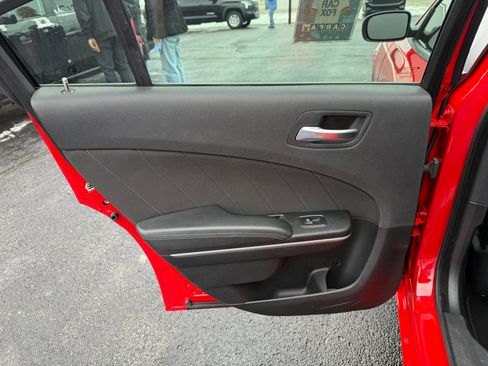 Used 2023 Dodge Charger SXT image 15