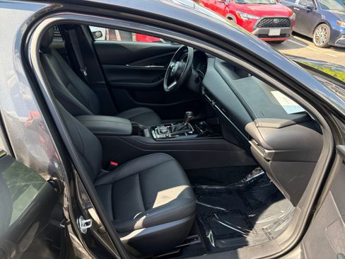 Certified 2024 MAZDA CX-30 AWD 2.5 S w/ Select Sport Pkg image 32