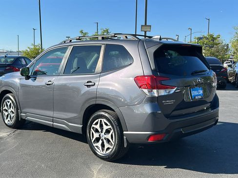 Certified 2023 Subaru Forester Premium AWD/4WD image 8