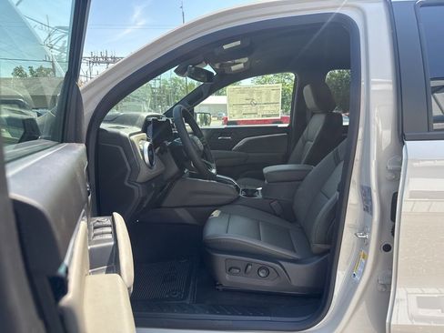 New 2026 Chevrolet Colorado ZR2 AWD/4WD image 13