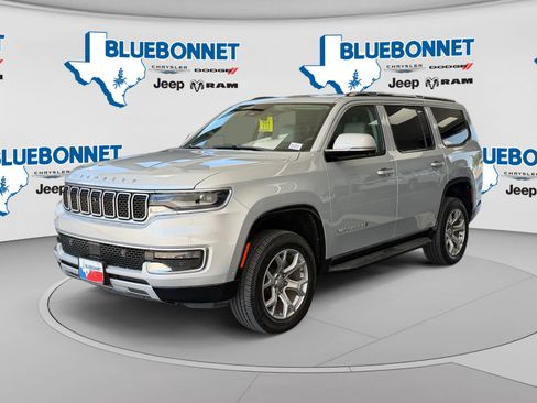 Used 2022 Jeep Wagoneer Series II w/ Convenience Group I AWD/4WD image 1