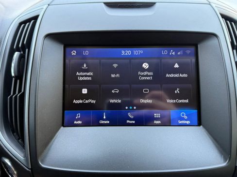 Used 2020 Ford Edge SE FWD image 38