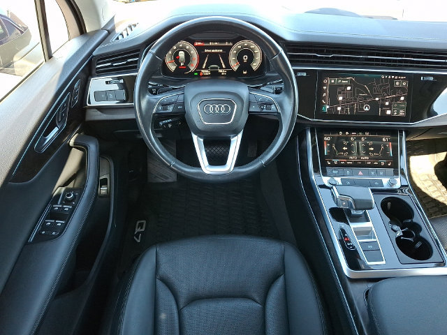 Used 2023 Audi Q7 3.0T Premium Plus w/ Premium Plus Package AWD/4WD image 12