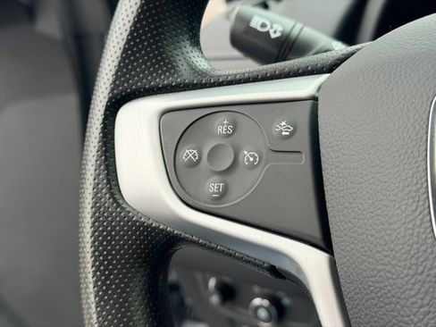 Certified 2023 GMC Terrain SLE w/ LPO, Floor Liner Package image 9