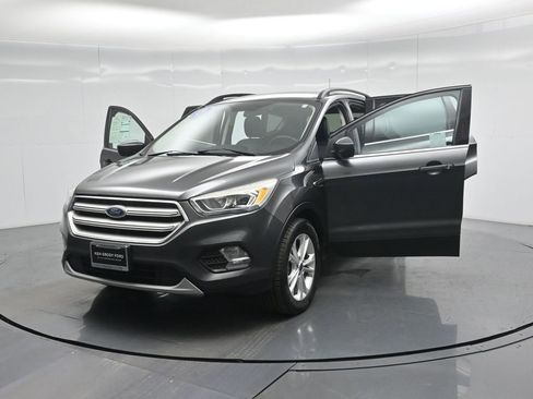 Used 2019 Ford Escape SEL image 26