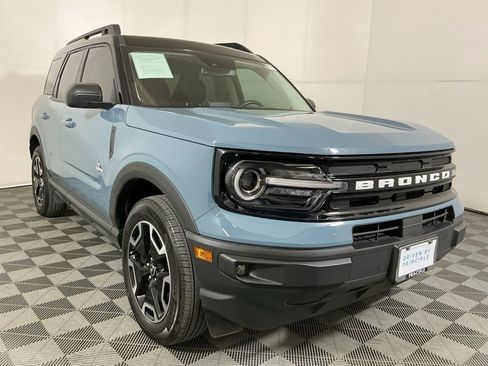 Used 2023 Ford Bronco Sport Outer Banks w/ Tech Package image 4