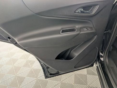 Used 2018 Chevrolet Equinox LT image 27