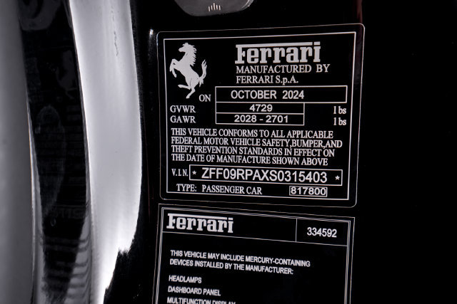 Certified 2025 Ferrari Roma Spider RWD image 64