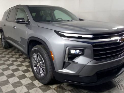 New 2026 Chevrolet Traverse LT w/ Driver Confidence Package image 3