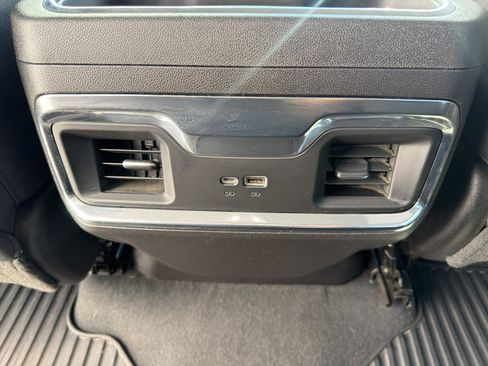 Used 2023 Chevrolet Silverado 1500 LTZ AWD/4WD image 31