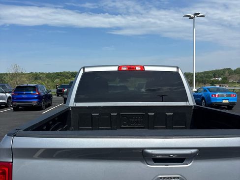 Used 2022 RAM 2500 Big Horn AWD/4WD image 3