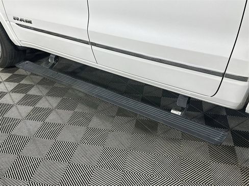 Used 2019 RAM 1500 Limited w/ Body Color Bumper Group image 22