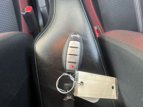 Used 2024 Nissan Versa SR image 22