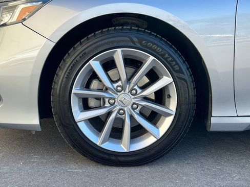 Used 2021 Honda Accord LX image 11