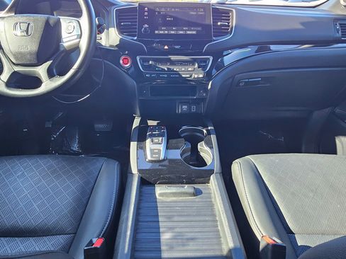 Used 2021 Honda Passport Touring image 10